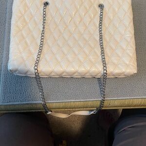 Elegant Cream Quilted Chain Shoulder Bag